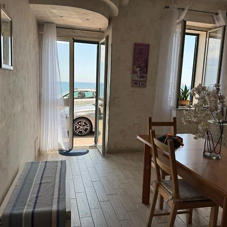 Casa Vacanza Sweet Home Giardini Naxos Exterior foto